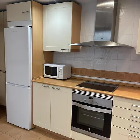 Pacific Beachfront Apartment Malaga